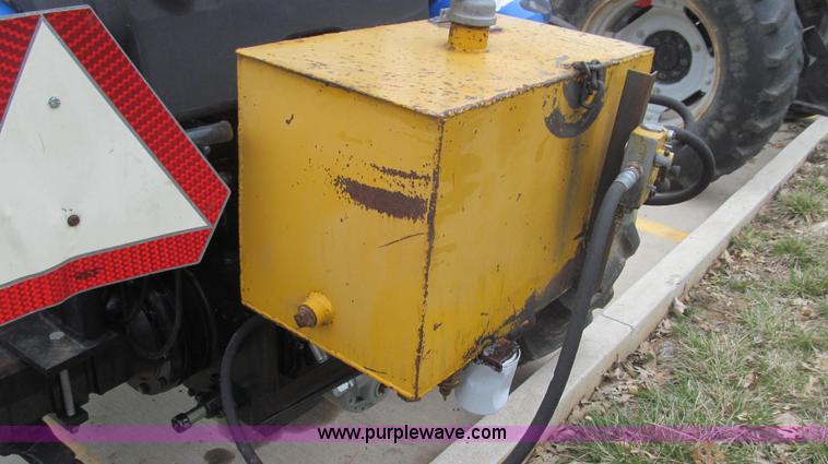 image for item E3870 2004 New Holland TN70 tractor