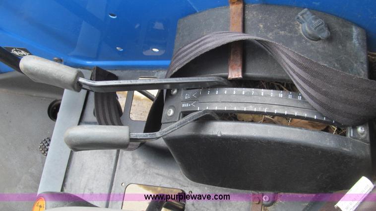 image for item E3870 2004 New Holland TN70 tractor