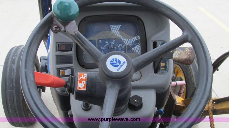 image for item E3870 2004 New Holland TN70 tractor