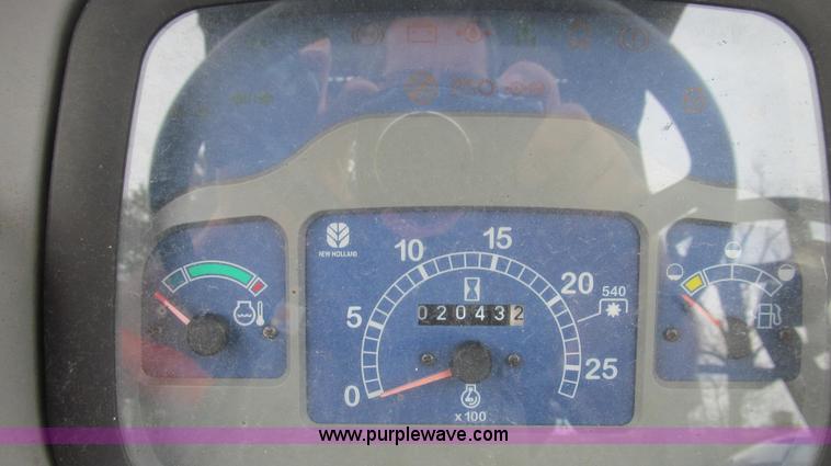 image for item E3870 2004 New Holland TN70 tractor