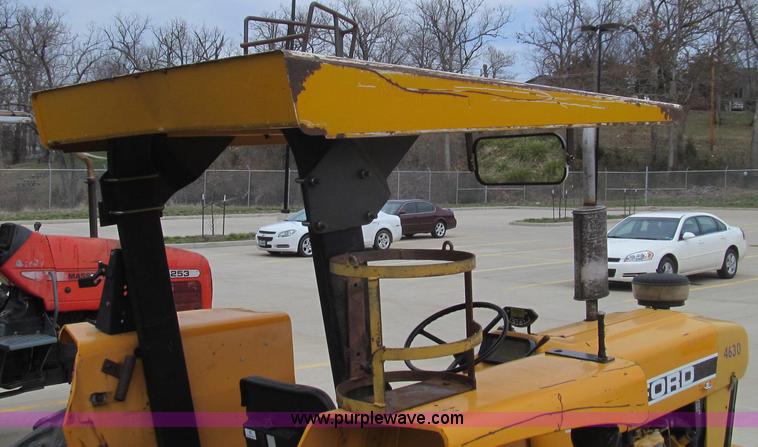 image for item E3871 1992 Ford 4630 tractor