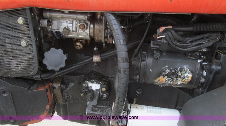 image for item E3872 1999 Massey-Ferguson 4253 tractor