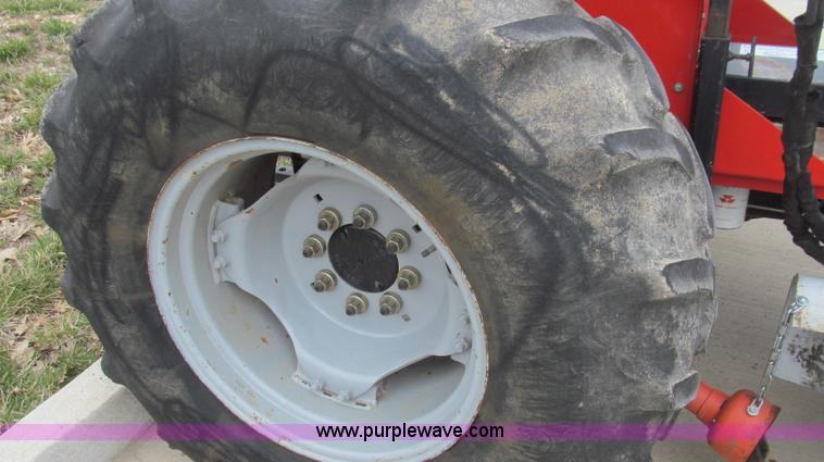 image for item E3873 2006 Massey-Ferguson 471 MFWD tractor