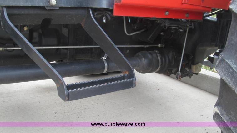 image for item E3873 2006 Massey-Ferguson 471 MFWD tractor