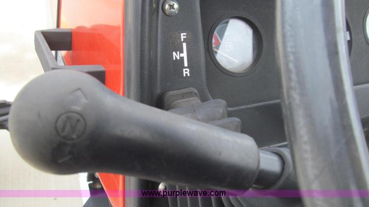 image for item E3873 2006 Massey-Ferguson 471 MFWD tractor