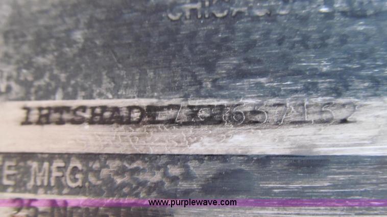 image for item E3899 1999 International 4900 dump truck