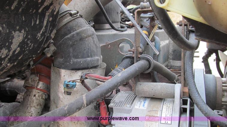 image for item E3900 1999 International 4900 dump truck