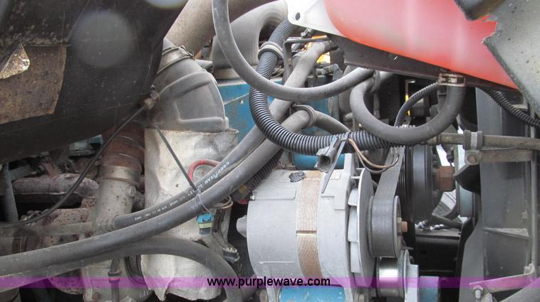 image for item E3902 2002 International 4900 CrewCab dump truck