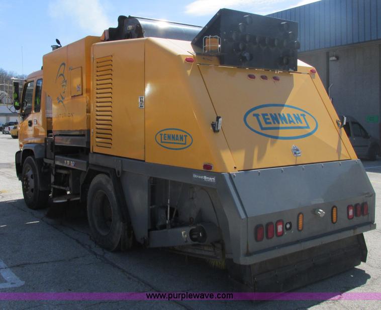image for item E7170 2004 GMC T7500 Centurion street sweeper