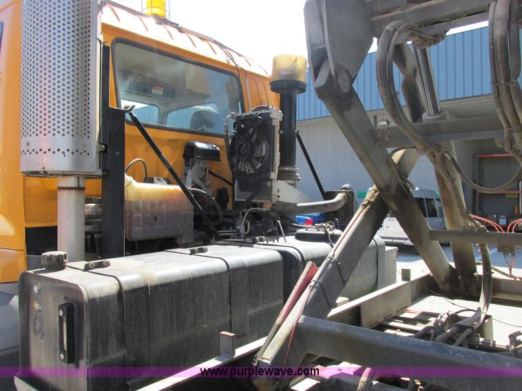 image for item E7170 2004 GMC T7500 Centurion street sweeper