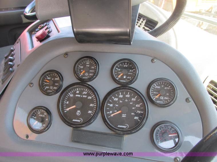 image for item E7170 2004 GMC T7500 Centurion street sweeper