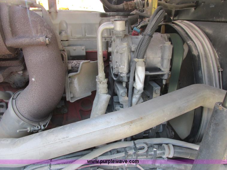 image for item E7170 2004 GMC T7500 Centurion street sweeper