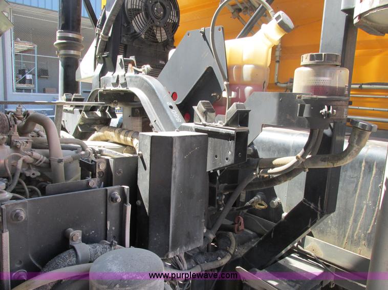 image for item E7170 2004 GMC T7500 Centurion street sweeper