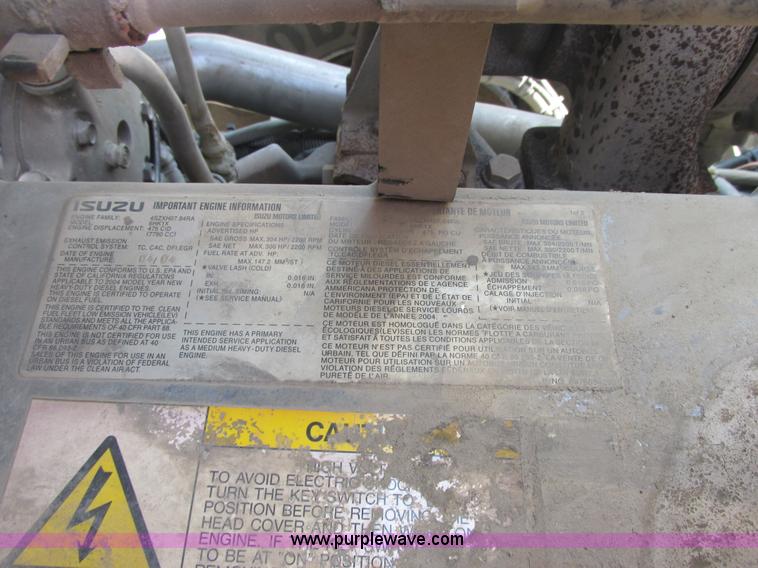 image for item E7170 2004 GMC T7500 Centurion street sweeper