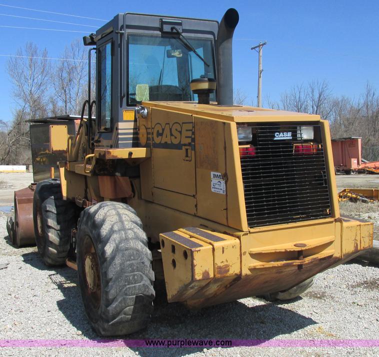 image for item E7173 1997 Case 621B XT articulated wheel loader