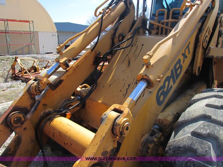 image for item E7173 1997 Case 621B XT articulated wheel loader