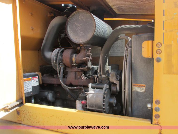 image for item E7173 1997 Case 621B XT articulated wheel loader