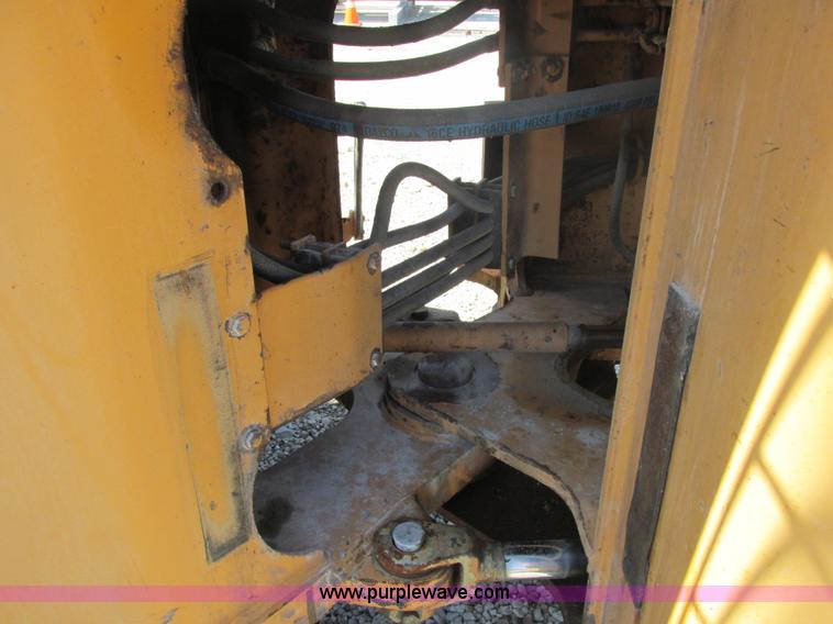 image for item E7173 1997 Case 621B XT articulated wheel loader