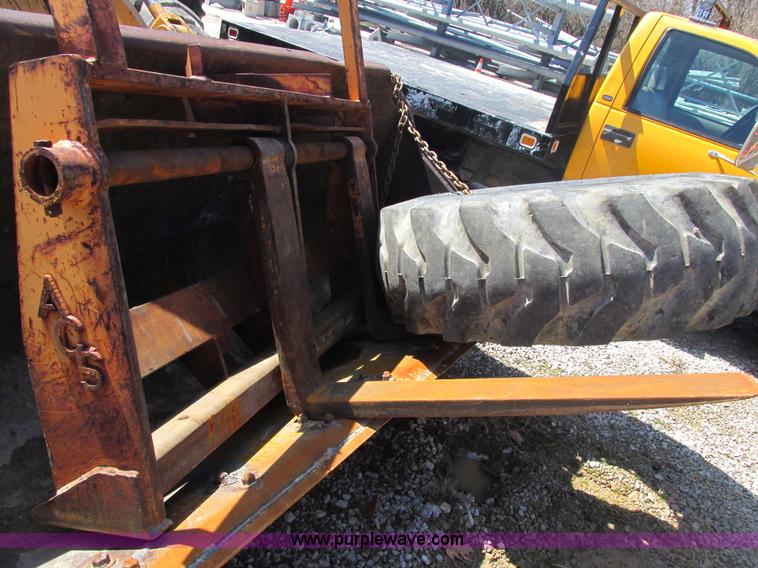 image for item E7173 1997 Case 621B XT articulated wheel loader