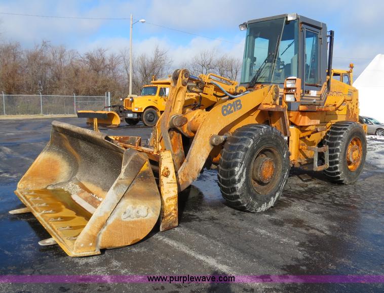 image for item F4334 1998 Case 621B articulated wheel loader