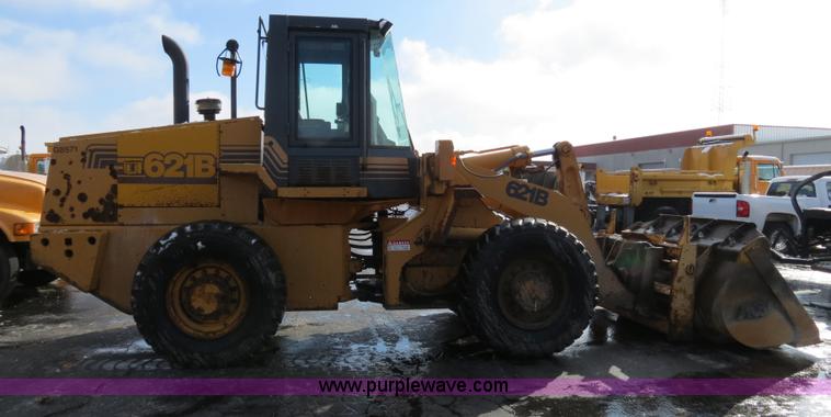 image for item F4334 1998 Case 621B articulated wheel loader