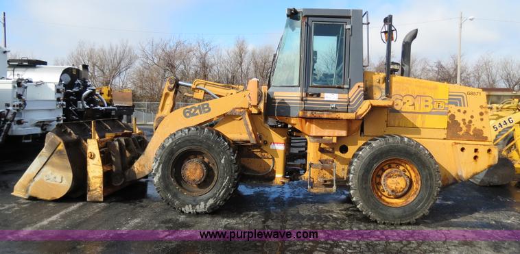 image for item F4334 1998 Case 621B articulated wheel loader