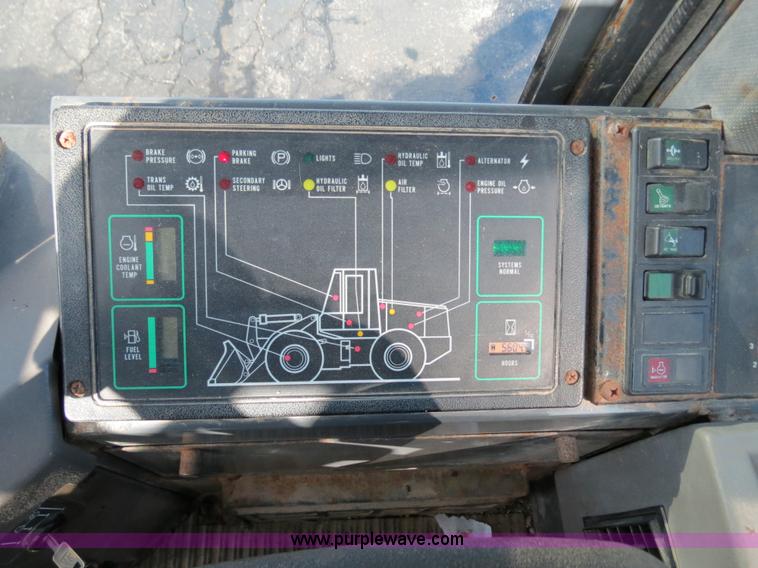 image for item F4334 1998 Case 621B articulated wheel loader