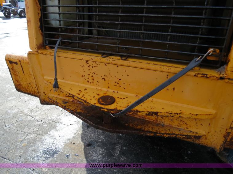 image for item F4334 1998 Case 621B articulated wheel loader