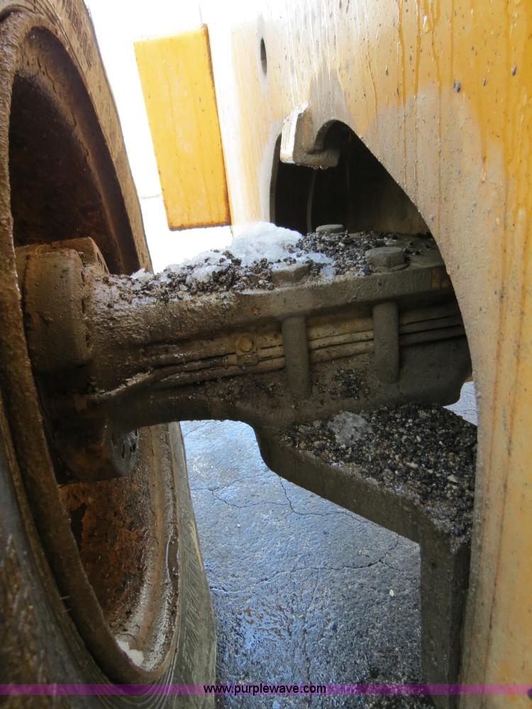 image for item F4334 1998 Case 621B articulated wheel loader