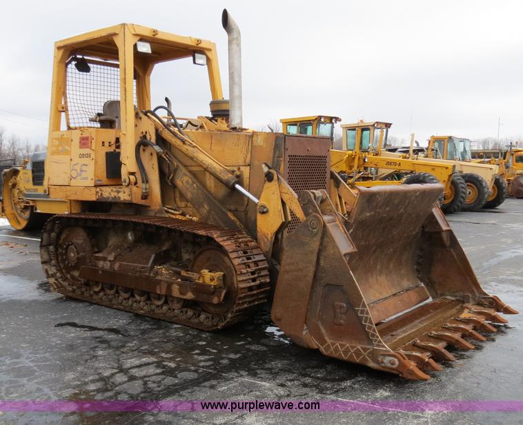 image for item F4335 1989 Case 1155E track loader
