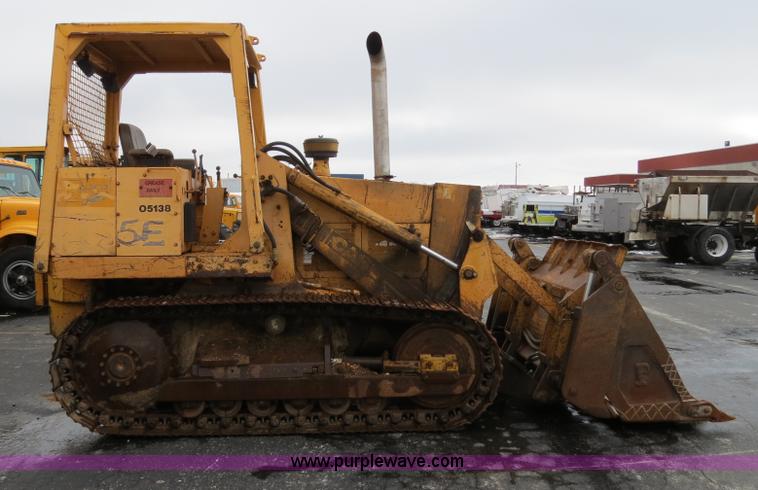 image for item F4335 1989 Case 1155E track loader