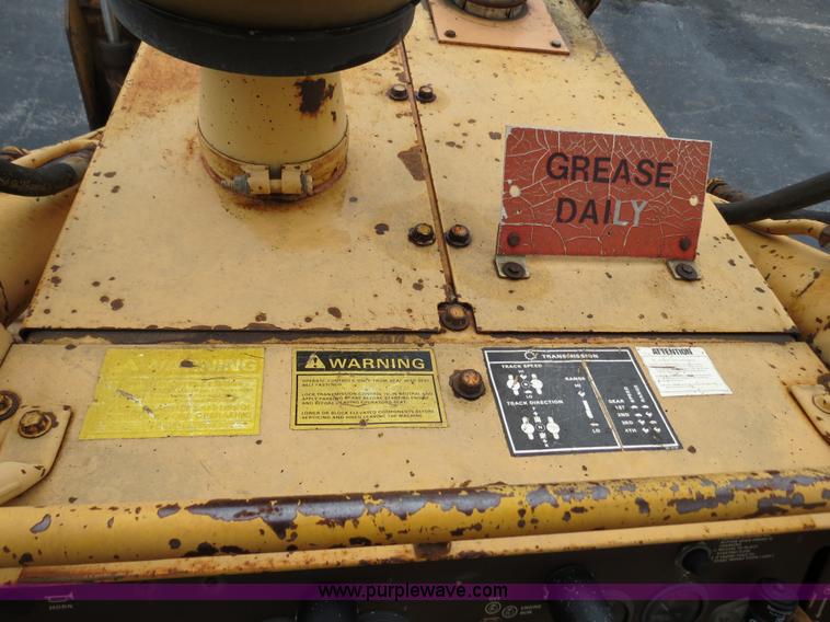 image for item F4335 1989 Case 1155E track loader