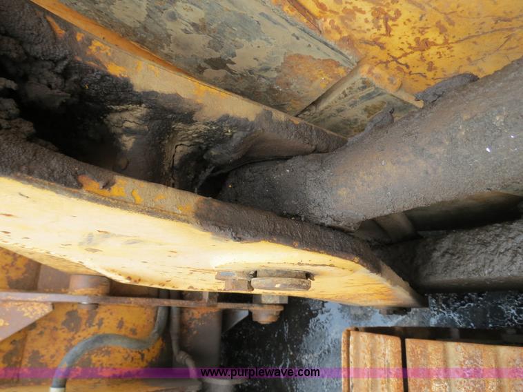 image for item F4335 1989 Case 1155E track loader