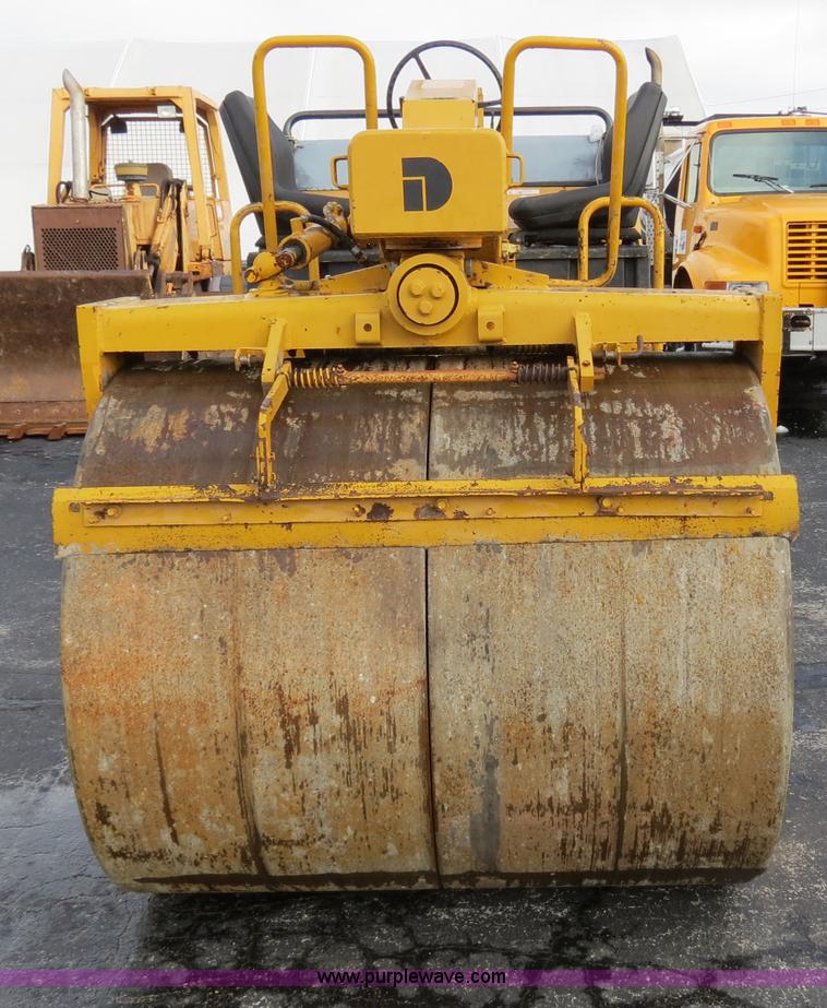 image for item F4336 Dresser 712 roller