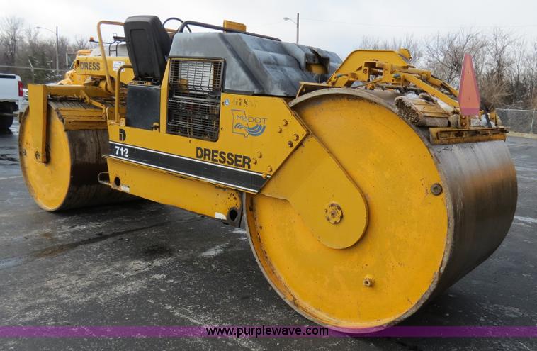 image for item F4336 Dresser 712 roller