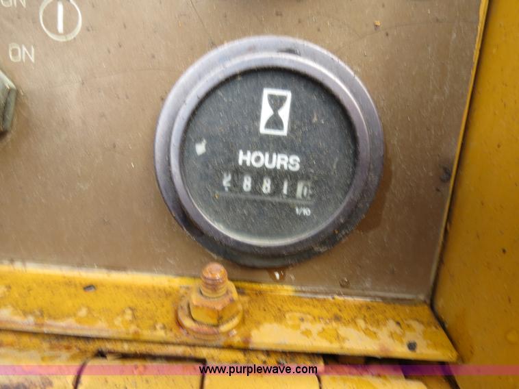 image for item F4336 Dresser 712 roller