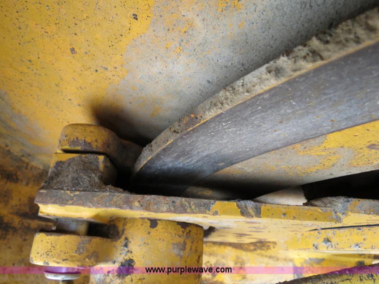 image for item F4336 Dresser 712 roller