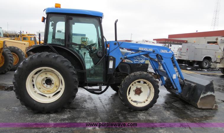 image for item F4338 2003 New Holland TN55D tractor