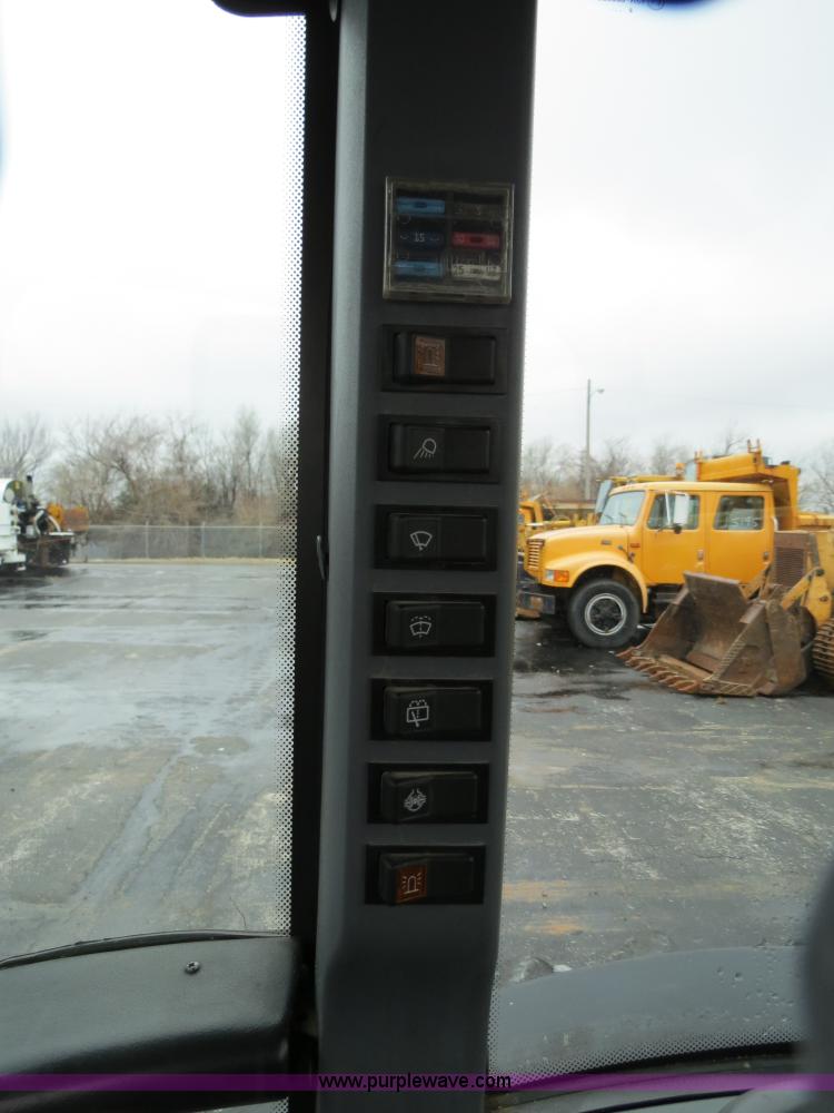 image for item F4338 2003 New Holland TN55D tractor