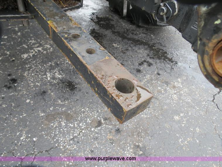 image for item F4338 2003 New Holland TN55D tractor