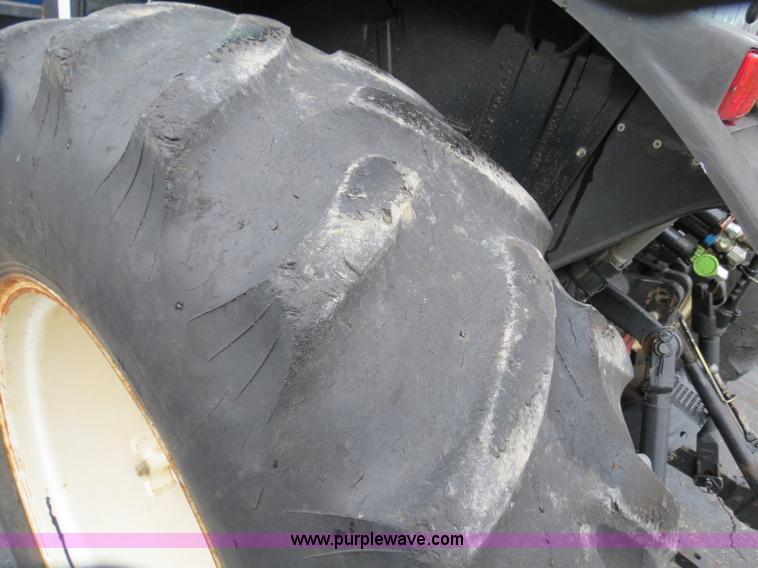 image for item F4338 2003 New Holland TN55D tractor