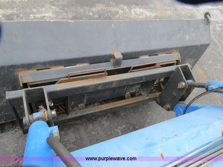 image for item F4338 2003 New Holland TN55D tractor