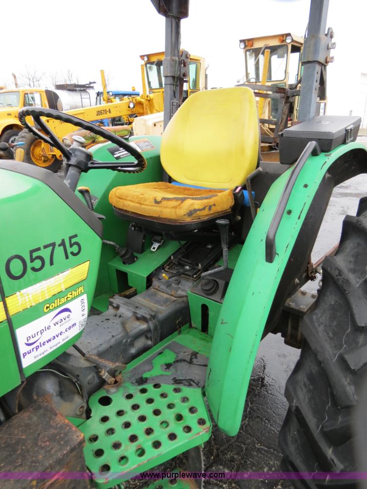 image for item F4339 1998 John Deere 5210 tractor