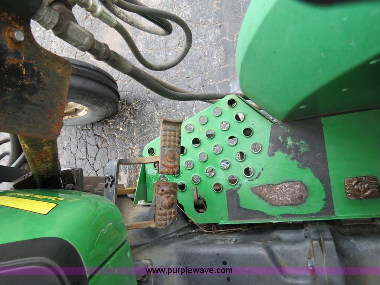 image for item F4339 1998 John Deere 5210 tractor