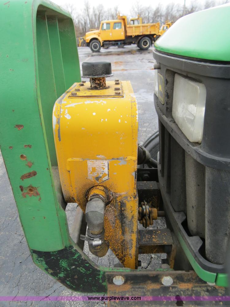 image for item F4339 1998 John Deere 5210 tractor