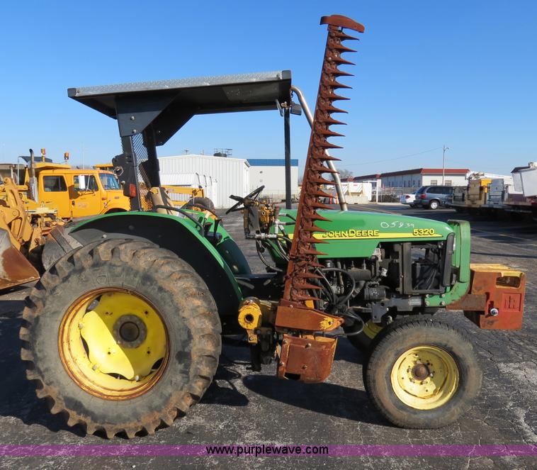 image for item F4340 2002 John Deere 5320 tractor