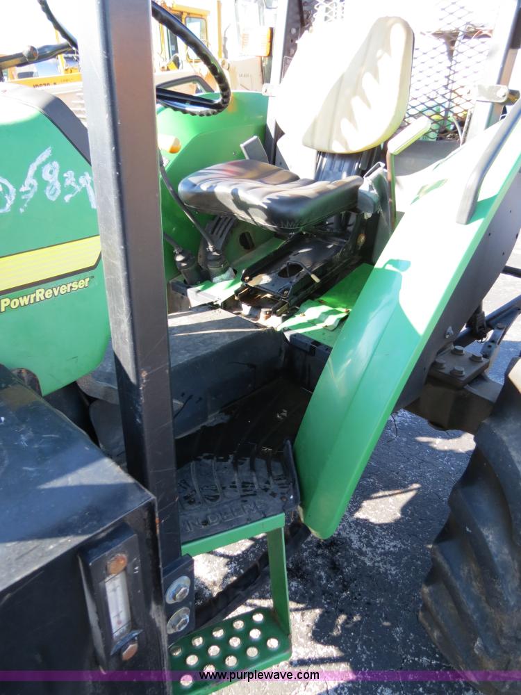 image for item F4340 2002 John Deere 5320 tractor