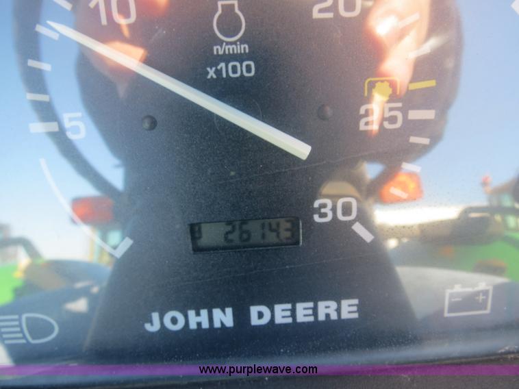 image for item F4340 2002 John Deere 5320 tractor