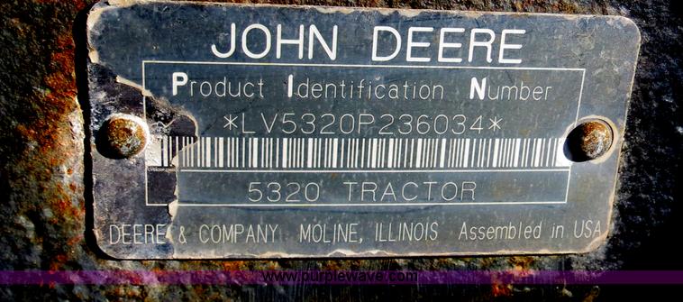 image for item F4340 2002 John Deere 5320 tractor