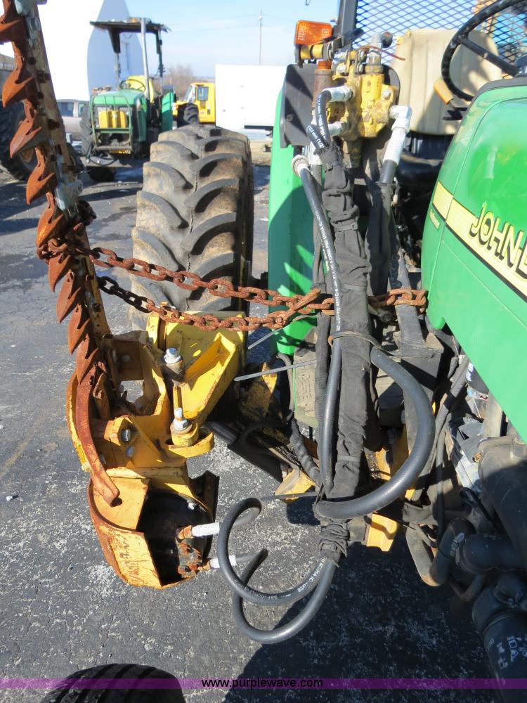 image for item F4340 2002 John Deere 5320 tractor